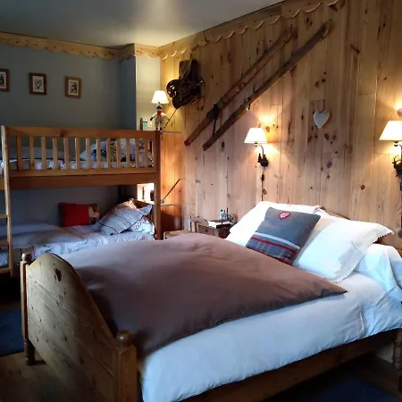 La Grande Ourse Bed & Breakfast *