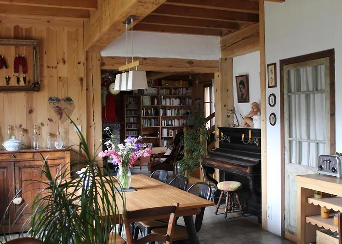 La Grande Ourse Bed & Breakfast Campan