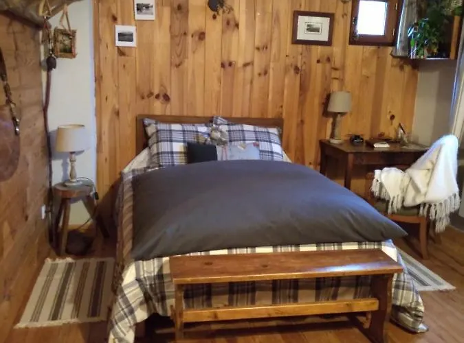 La Grande Ourse Bed & Breakfast Campan